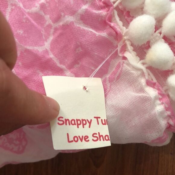 NWT Snappy turtle pink and white pom-pom sarong/scarf - Picture 4 of 5